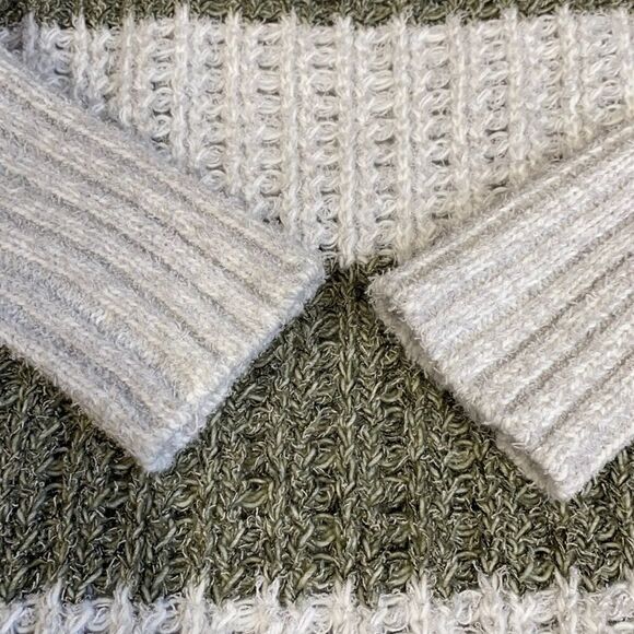 Pilcro Boxy Boat Neck Chenile‎ Oversized Chunky  Soft Cozy Sweater Green Cream M - Picture 3 of 10